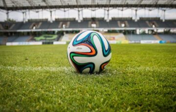 ＵＥＦＡ、ＦＩＦＡ会長を刑事告訴へ Ｗ杯資本調達案巡る背任容疑